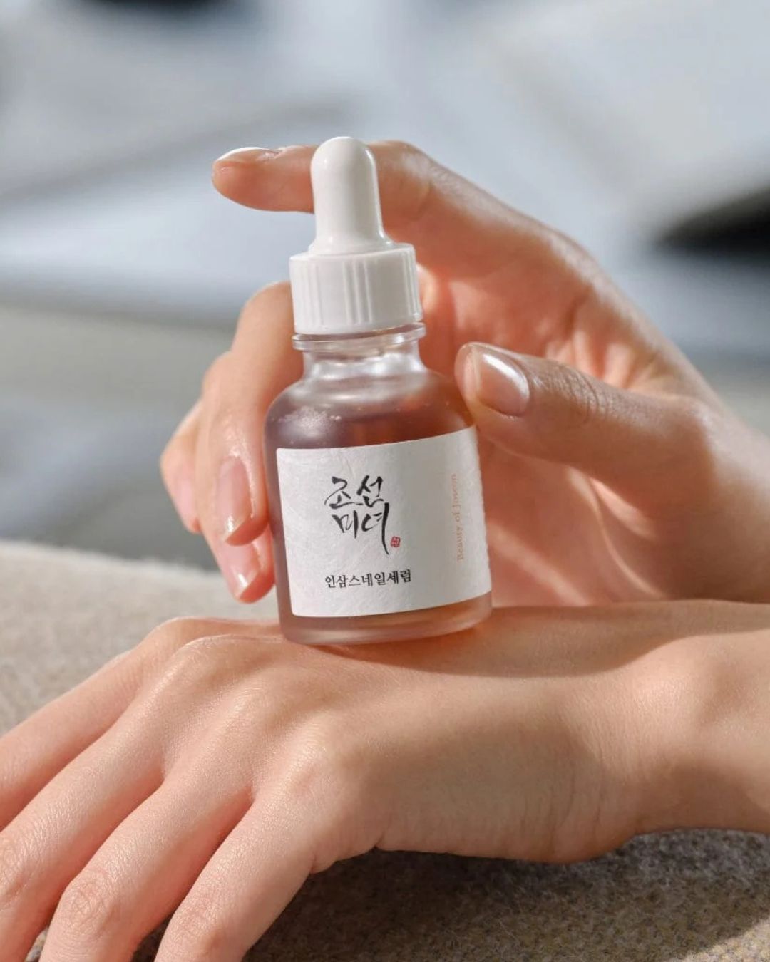 REVIVE SERUM: GINSENG + SNAIL MUCIN - Kiinteyttävä seerumi