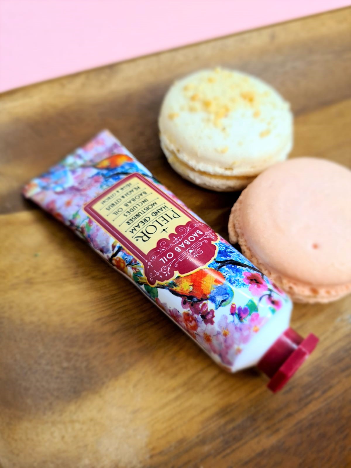 EXOTIC DREAM HAND CREAM - Käsivoiteet