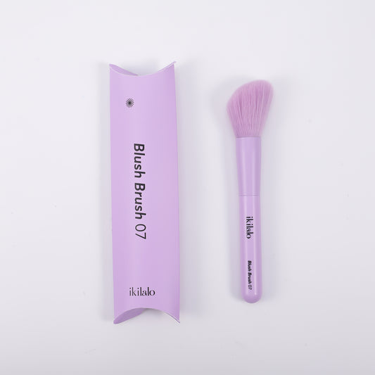 BLUSH BRUSH - Poskipunasivellin