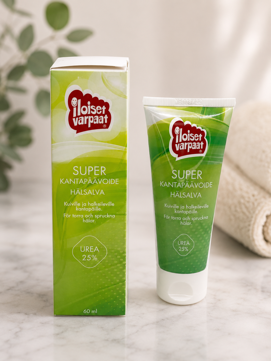SUPER HEEL CREAM - Foot cream for dry and cracked heels