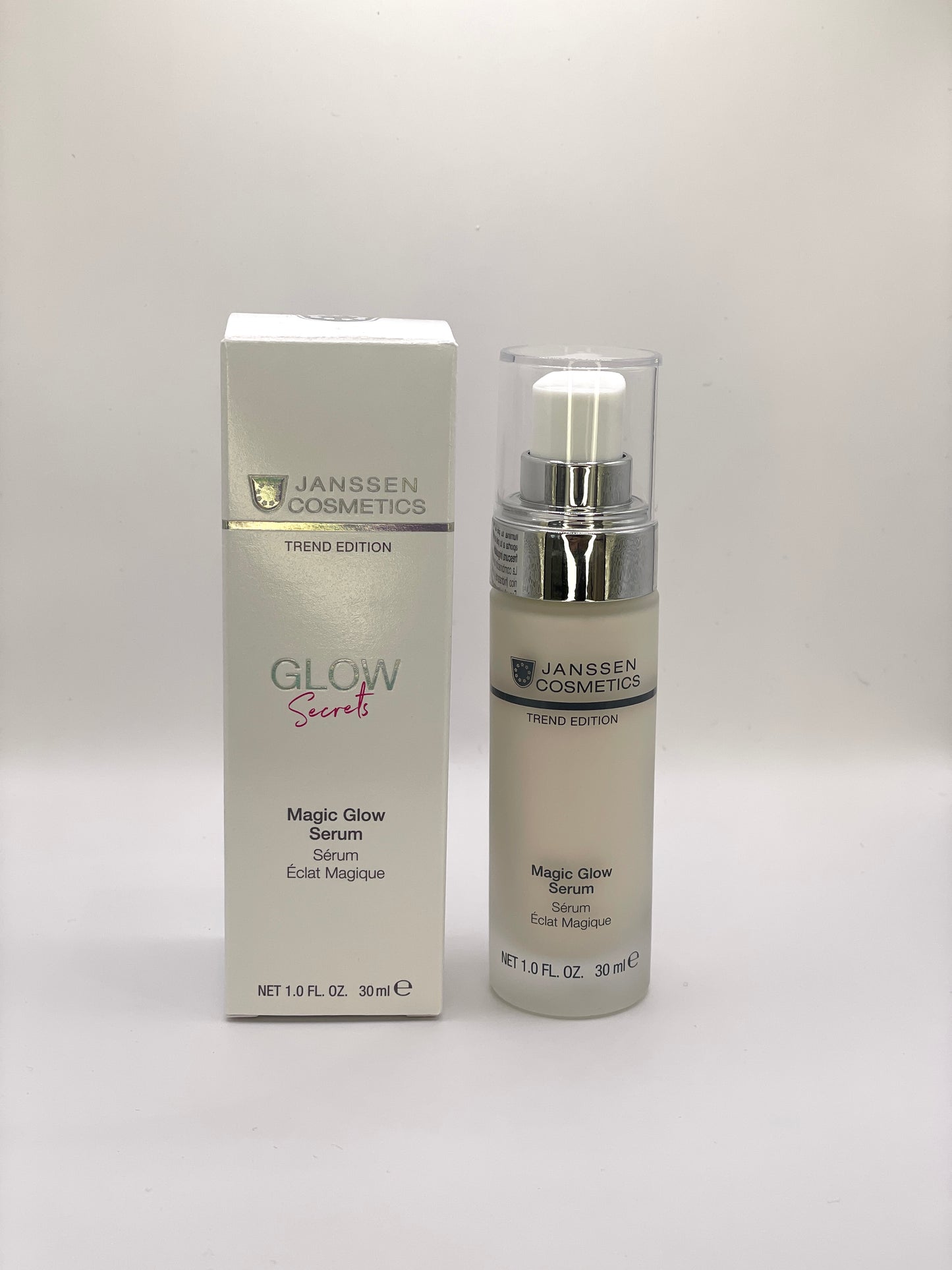 MAGIC GLOW SERUM - A serum that brings a magical glow